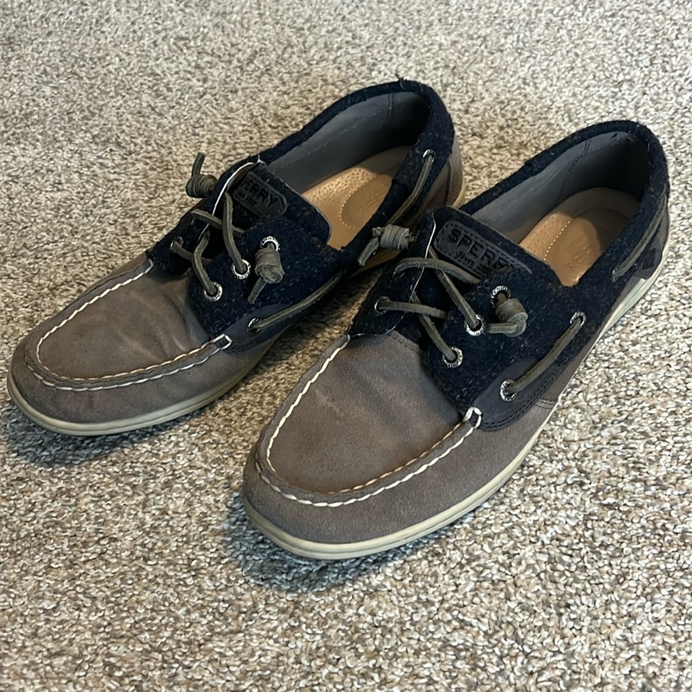 Women’s Sperry Top-Siders size 9
